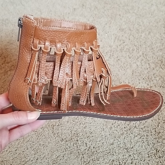 Sam Edelman sandals 8.5 like new! Fringe Griffen - Picture 1 of 4